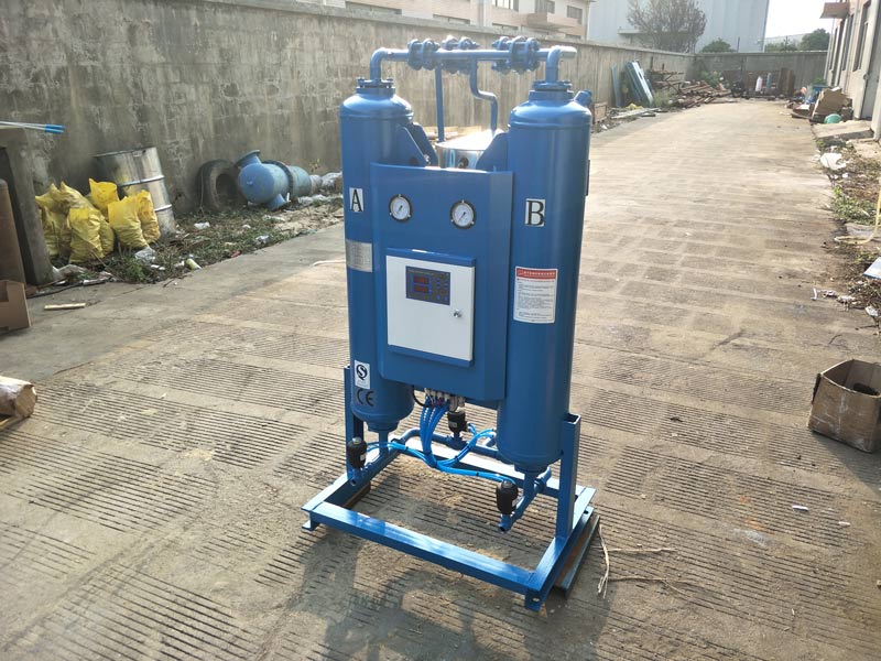 吸附干燥機(jī)相比冷凍式干燥機(jī)有哪些特點(diǎn)？